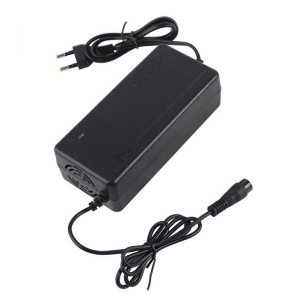 FAR 60V 12AH Chargeur de batterie de scooter en plastique universel portable pour scooter électrique vélo DC67.2V